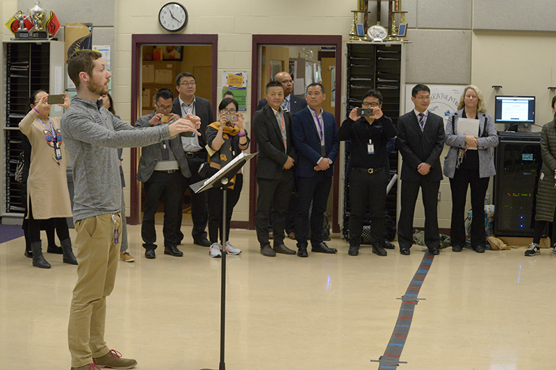Educators from China Visit Ben Davis High School