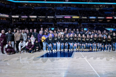 Photo of all 2023 IHSAA Girls & Boys Basketball State Champs